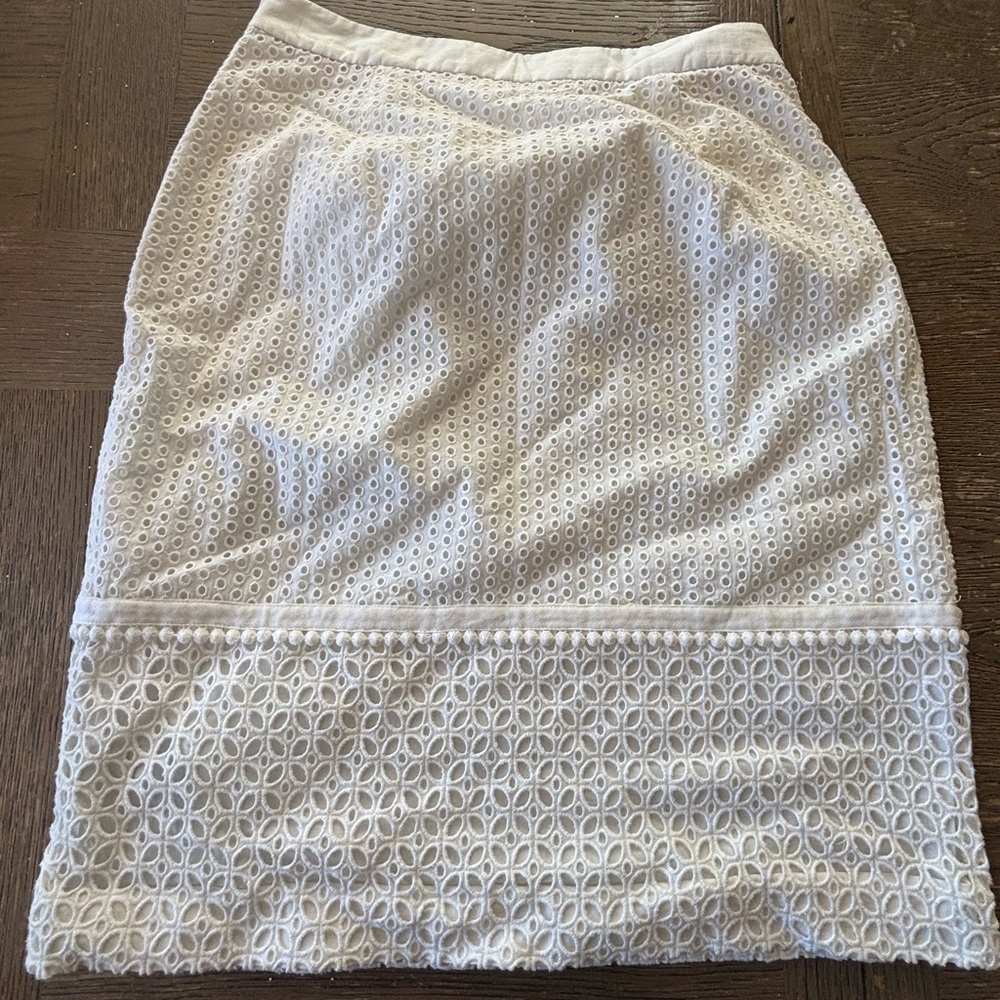 Boden White Eyelet Pencil Skirt - Picture 2 of 4